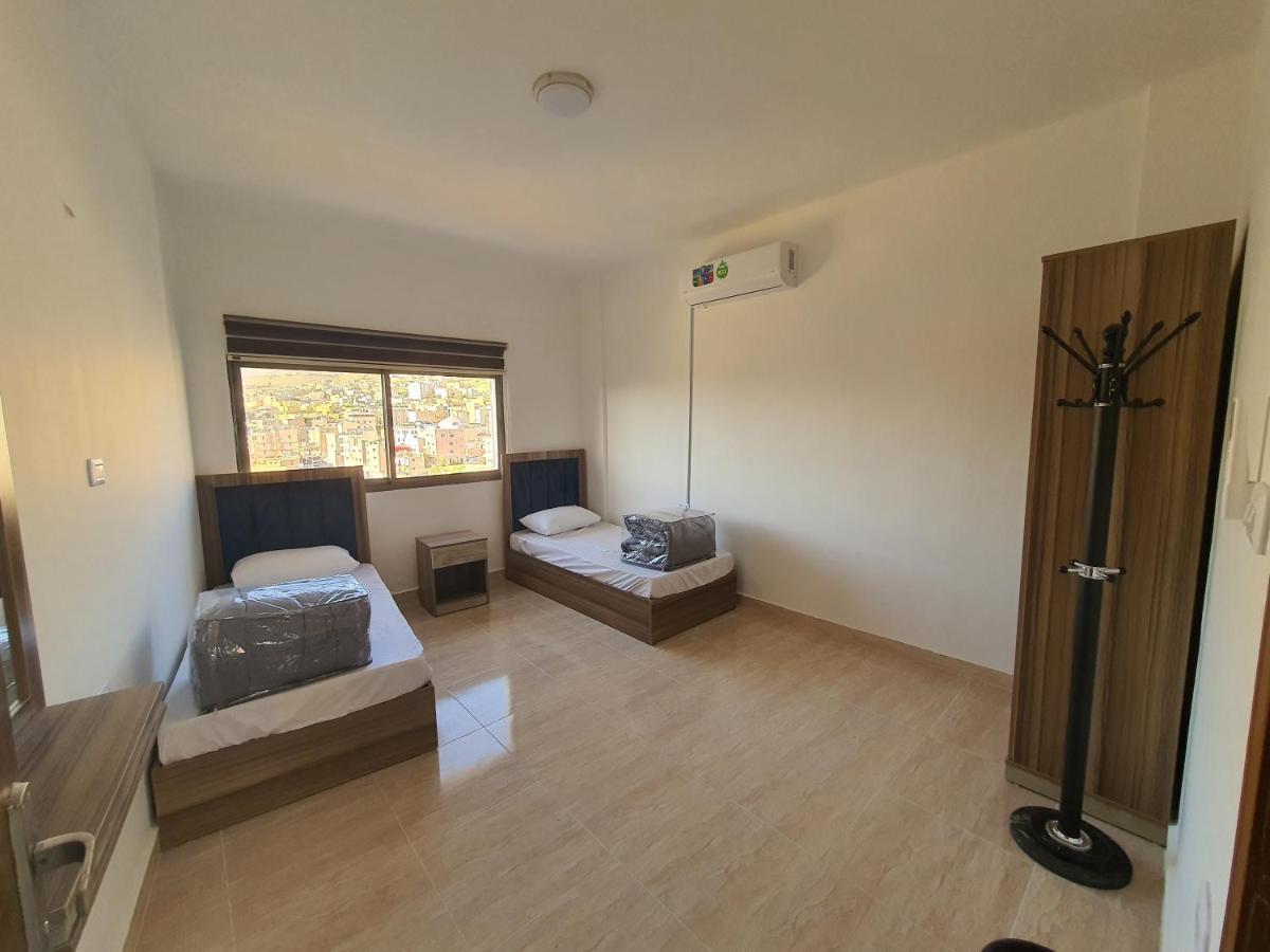 Zaina Apt Apartamento Wadi Musa Exterior foto
